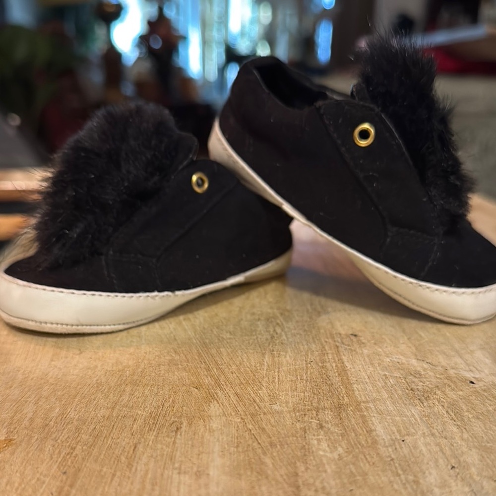 Sam Edelman Black and White Baby Walker Shoes with Faux Fur